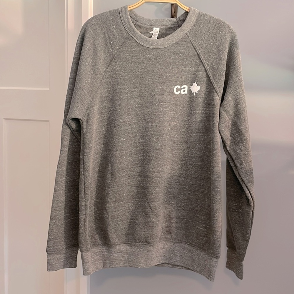 Au Canada sweatshirt